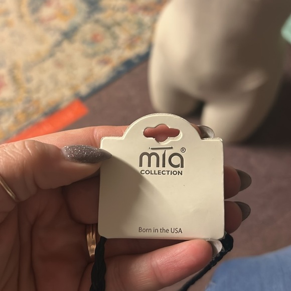 MIA COLLECTION Black Macrame and Shell Necklace with silver accents - Picture 4 of 4